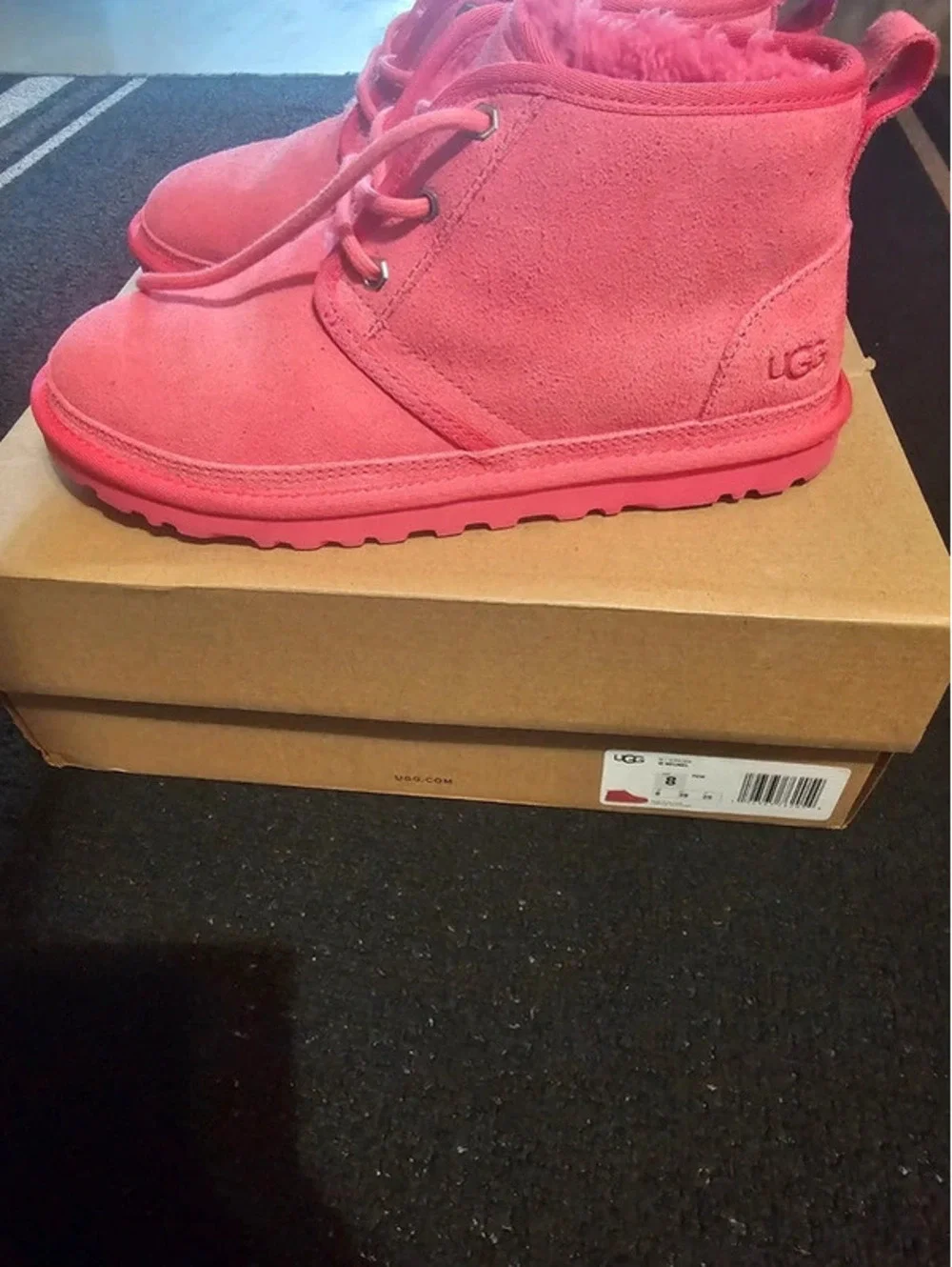 UGG Neumel Chukka Boots 8